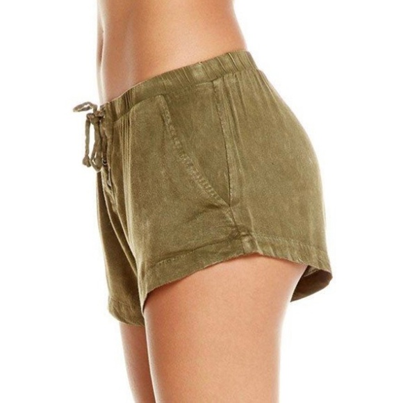 Chaser Heirloom Army Green Lace Up Shorts Size Medium NWT - Picture 3 of 11